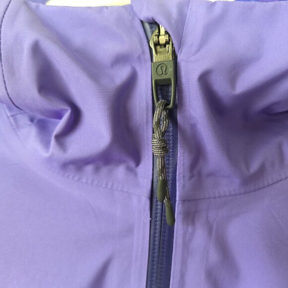 Lululemon Waterproof Hiking Half Zip Pullover Light Electric Indigo Size 4 Gorp - Picture 4 of 9